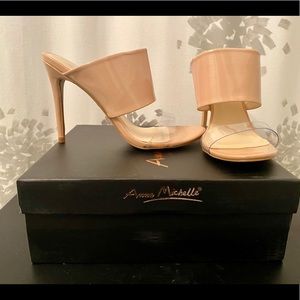 BRAND NEW Anne Michelle Nude Heels